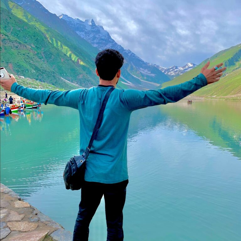 About Travel With Juni